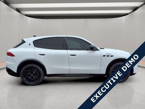 New 2025 Maserati Grecale Modena AWD/4WD image 8