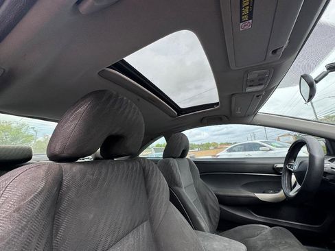 Used 2010 Honda Civic EX-L image 17