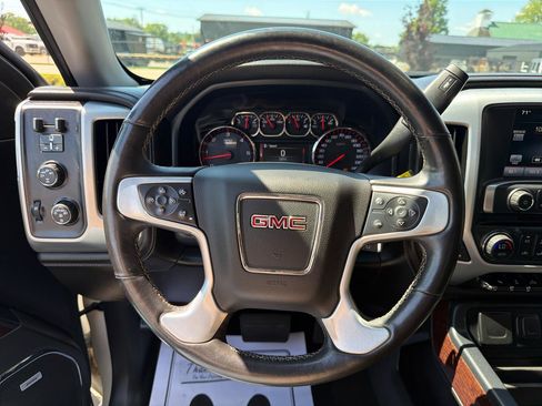 Used 2015 GMC Sierra 1500 SLT w/ SLT Crew Cab Value Package AWD/4WD image 10