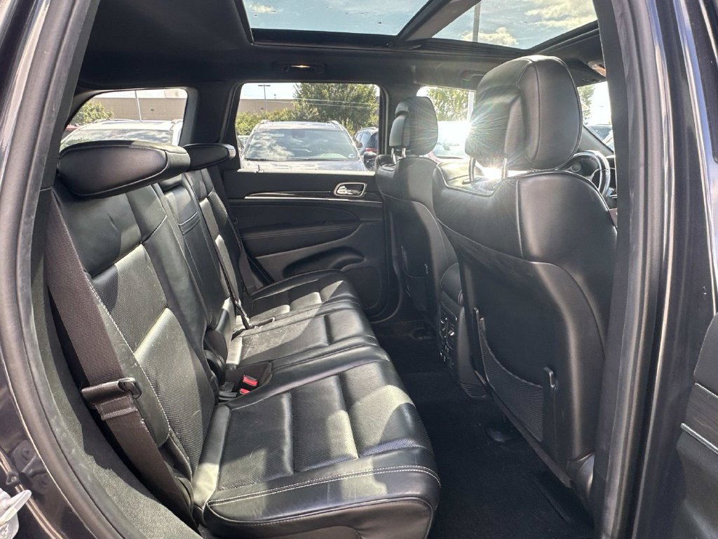 Used 2015 Jeep Grand Cherokee Overland AWD/4WD image 13