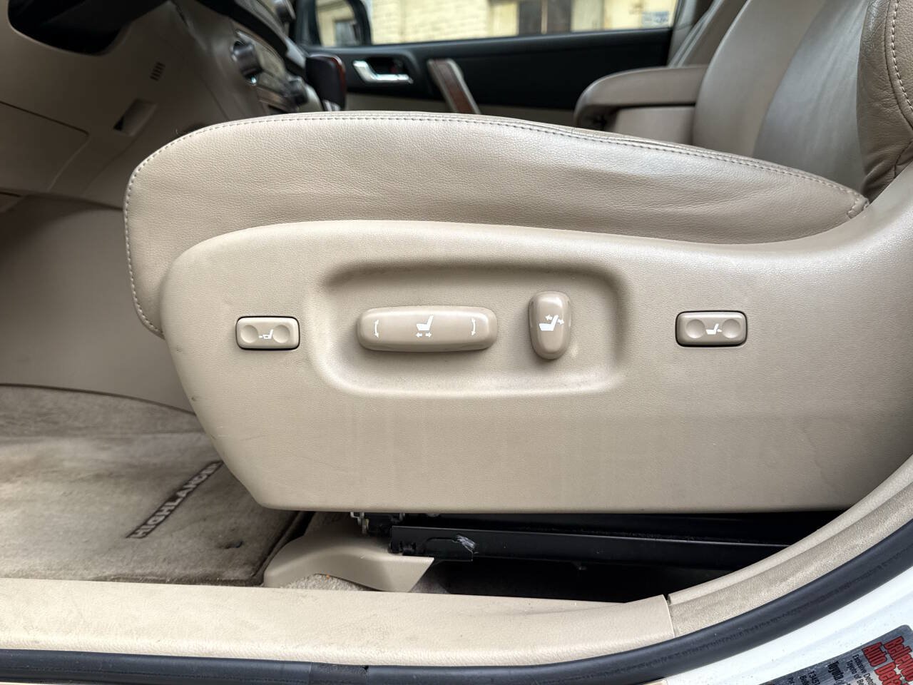 Used 2008 Toyota Highlander Limited AWD/4WD image 48