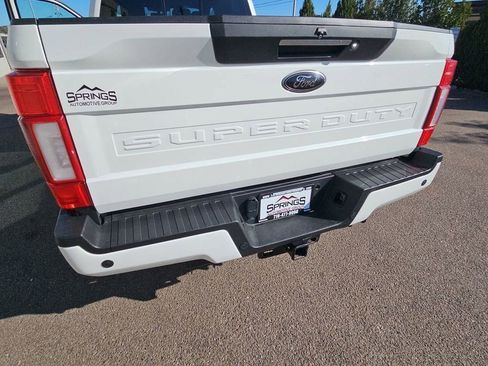 Used 2022 Ford F250 Lariat w/ Black Appearance Package image 22