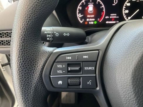 Certified 2023 Honda HR-V LX image 10