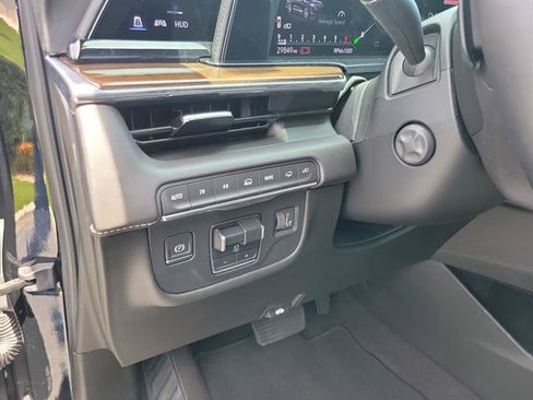 Certified 2023 Cadillac Escalade Sport Platinum AWD/4WD image 24