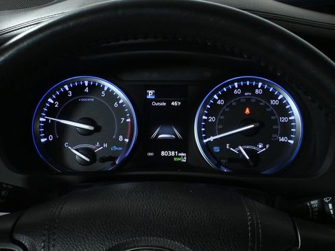 Used 2019 Toyota Highlander XLE image 19