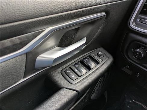 Used 2019 RAM 1500 Big Horn image 18