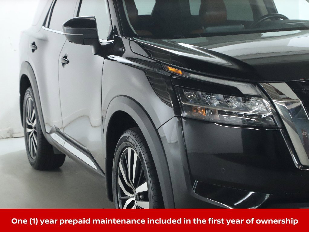 Certified 2023 Nissan Pathfinder Platinum AWD/4WD image 11