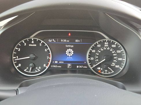 Used 2022 Nissan Murano S FWD image 11