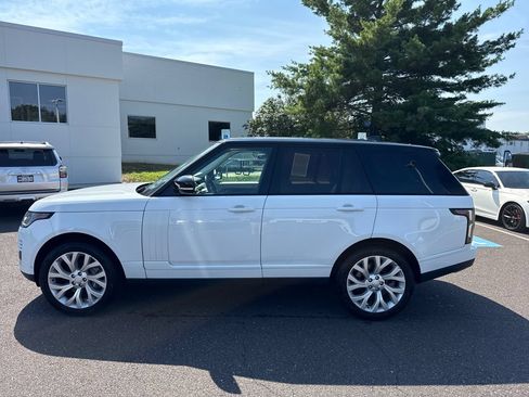 Used 2018 Land Rover Range Rover HSE AWD/4WD image 2