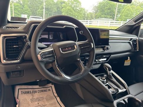 New 2025 GMC Canyon Elevation w/ Convenience Package image 14