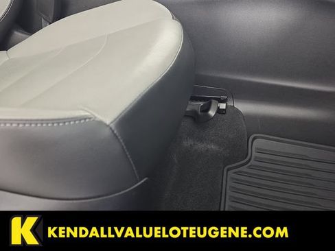 Used 2019 Chevrolet Equinox Premier FWD image 30
