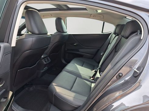 Used 2023 Lexus ES 350 w/ Premium Package FWD image 8