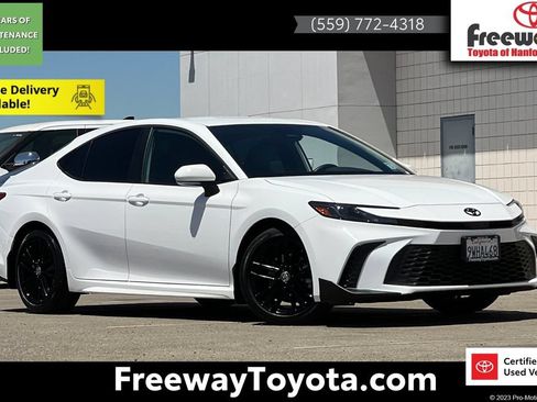Certified 2026 Toyota Camry SE FWD image 1