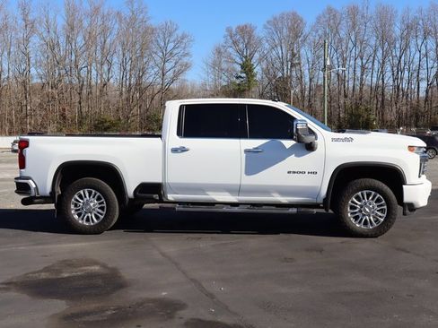 Used 2020 Chevrolet Silverado 2500 High Country w/ Technology Package image 8