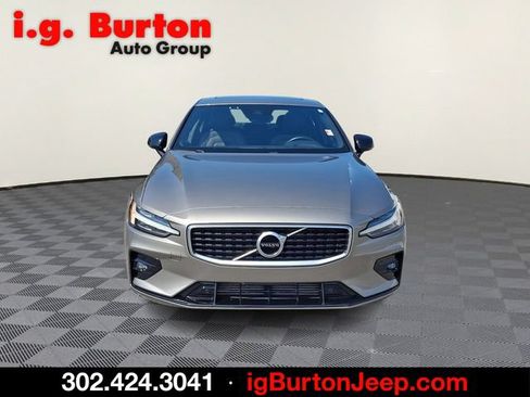 Used 2019 Volvo S60 T6 R-Design AWD/4WD image 2