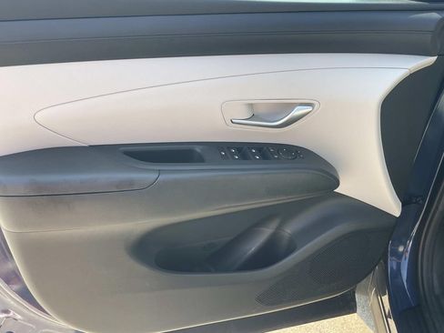 Used 2025 Hyundai Tucson SEL FWD image 12