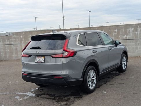 Used 2024 Honda CR-V EX image 5