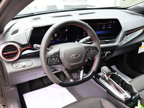 New 2026 Chevrolet Trax RS FWD image 23