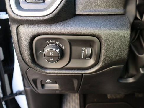 New 2026 RAM 1500 Express AWD/4WD image 11