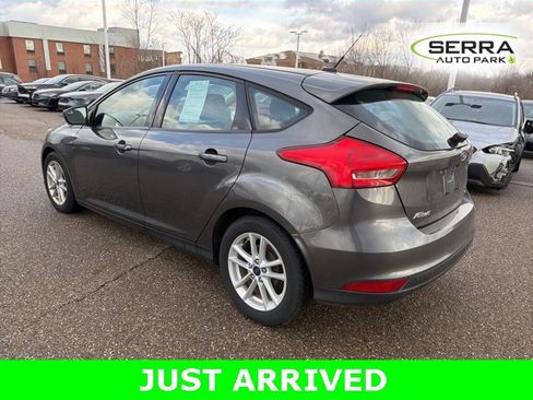 Used 2018 Ford Focus SE image 4