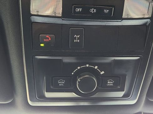 Used 2023 Toyota Tacoma TRD Off-Road w/ Black Out Package (TMS) image 22