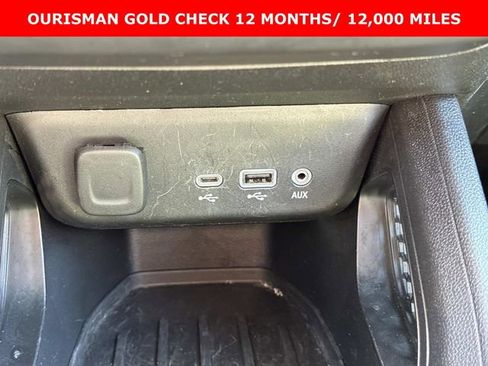 Used 2021 Chevrolet TrailBlazer LT FWD image 25
