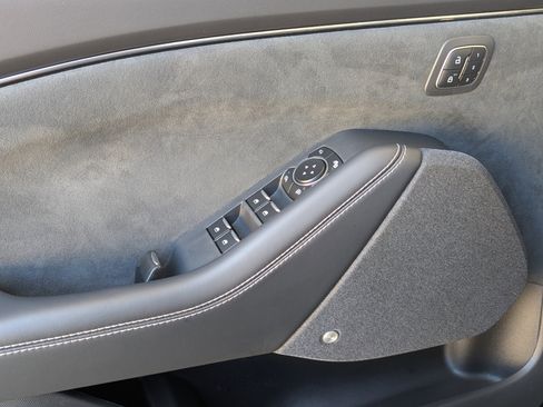 Used 2025 Ford Mustang Mach-E GT image 16