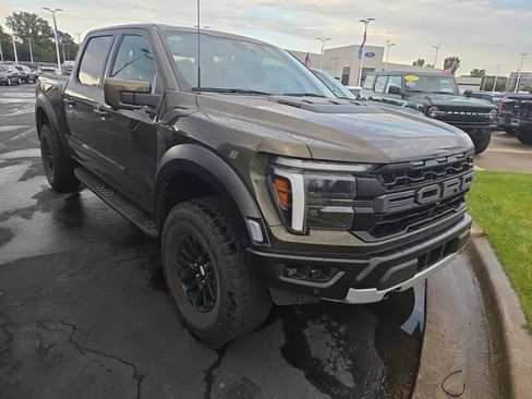 Used 2024 Ford F150 Raptor AWD/4WD image 13