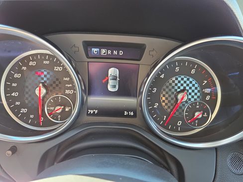 Used 2019 Mercedes-Benz SLC 300 image 25