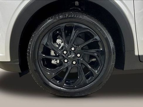 New 2027 Chevrolet Bolt RS FWD image 12
