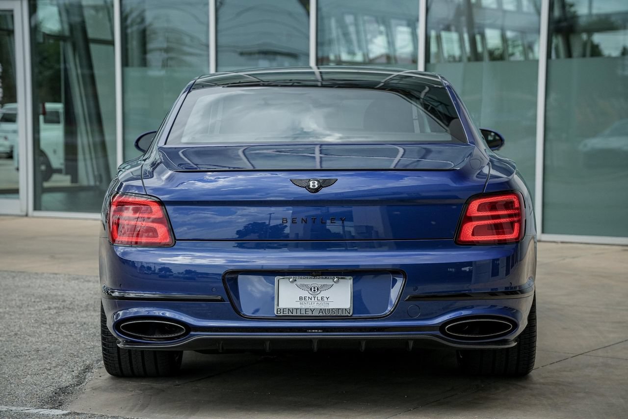 Used 2025 Bentley Flying Spur Plug-In Hybrid AWD/4WD image 15