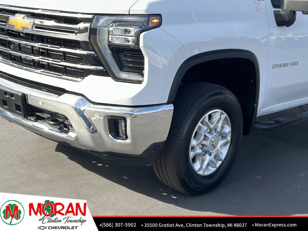 Certified 2025 Chevrolet Silverado 2500 LTZ w/ LTZ Convenience Package AWD/4WD image 10
