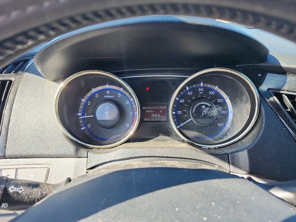 Used 2013 Hyundai Sonata Limited FWD image 18
