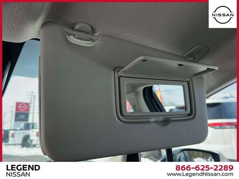 Used 2024 Nissan Versa S w/ Trunk Package image 30