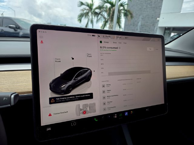 Used 2023 Tesla Model 3 Standard Range RWD image 29