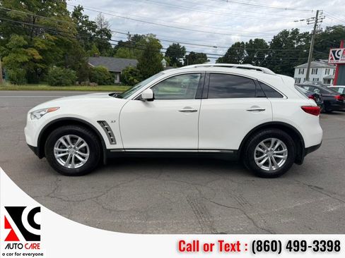 Used 2014 INFINITI QX70 AWD w/ Premium Package image 4