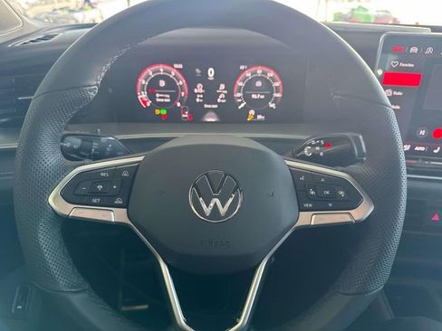 New 2026 Volkswagen Tiguan SE R-Line image 14