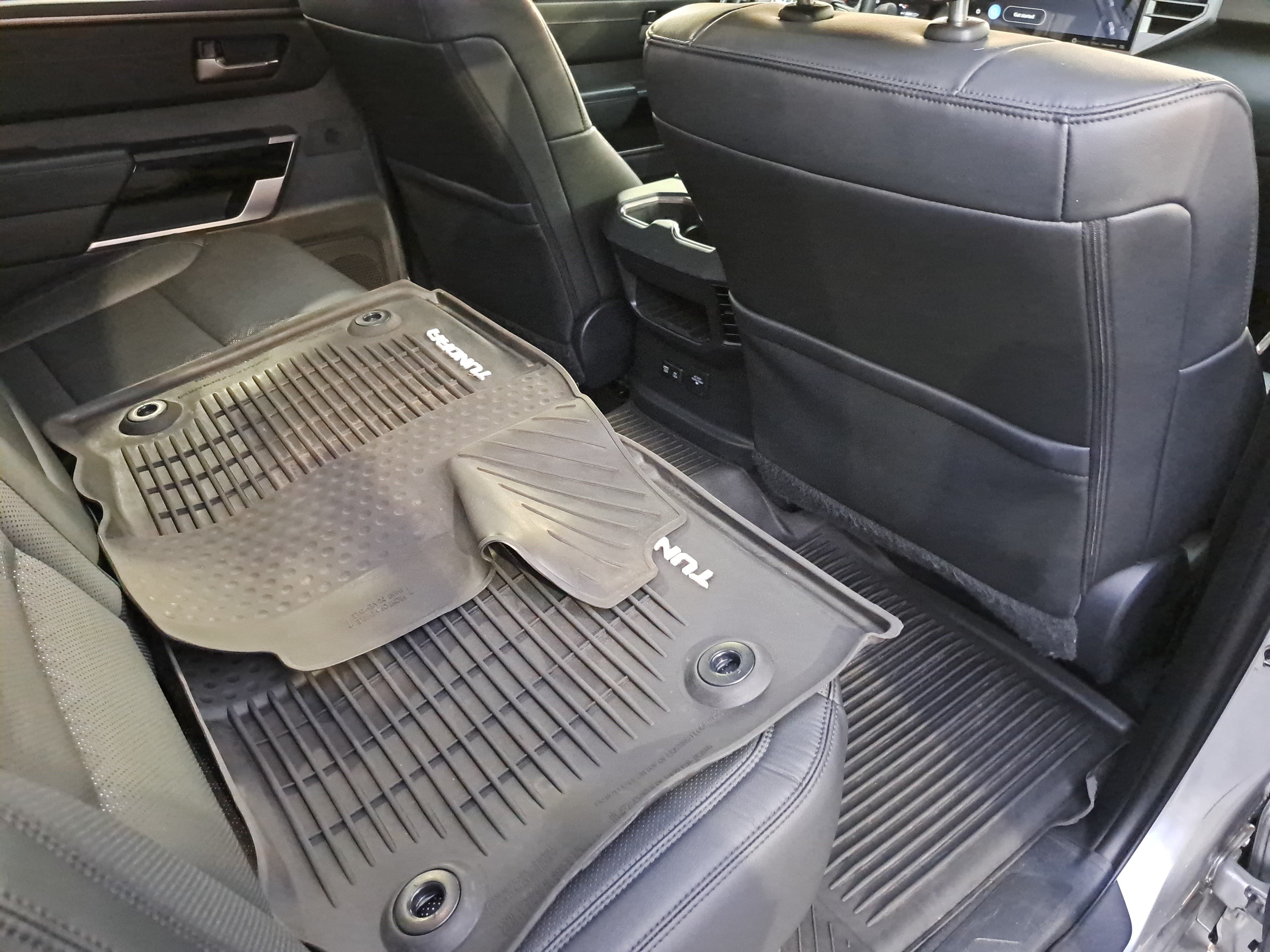 Used 2024 Toyota Tundra Limited w/ TRD Off-Road Package AWD/4WD image 11