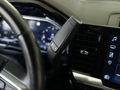 Used 2022 Chevrolet Silverado 1500 LT image 20