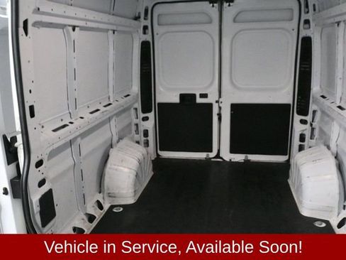 Used 2024 RAM ProMaster 2500 w/ Convenience Group image 21
