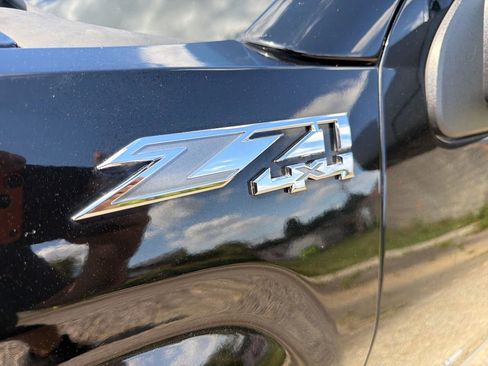 Used 2018 GMC Sierra 1500 SLT AWD/4WD image 12