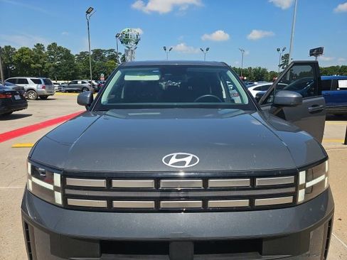 Used 2026 Hyundai Santa Fe SE FWD image 4