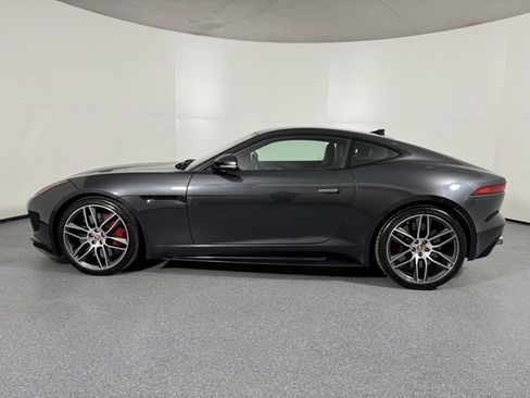 Used 2017 Jaguar F-TYPE R image 10