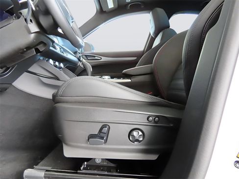 New 2025 Alfa Romeo Stelvio Tributo Italiano w/ Driving Assist Package image 38