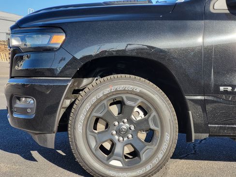 New 2026 RAM 1500 Express AWD/4WD image 6