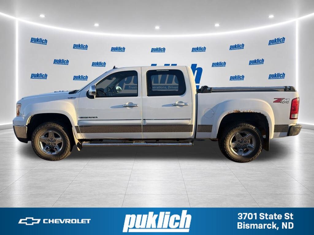 Used 2010 GMC Sierra 1500 SLT w/ All-Terrain Package AWD/4WD image 4