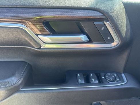 Used 2023 Chevrolet Silverado 1500 LT AWD/4WD image 10