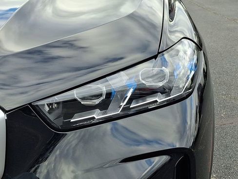 New 2026 BMW X5 xDrive50e w/ Climate Comfort Package image 9