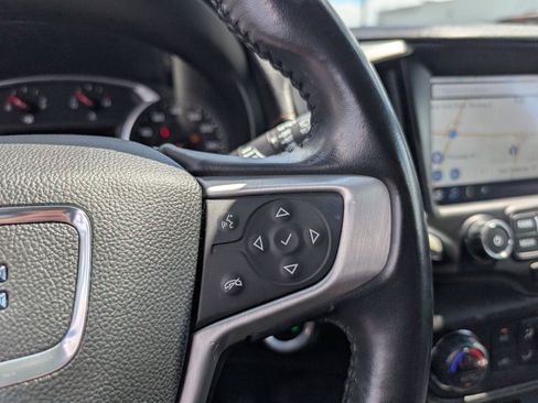 Used 2018 GMC Terrain SLE w/ Driver Convenience Package AWD/4WD image 13