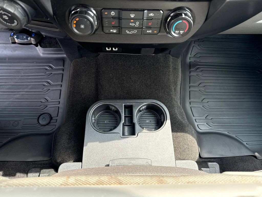 Used 2019 Ford F150 XLT w/ Equipment Group 302A Luxury AWD/4WD image 21